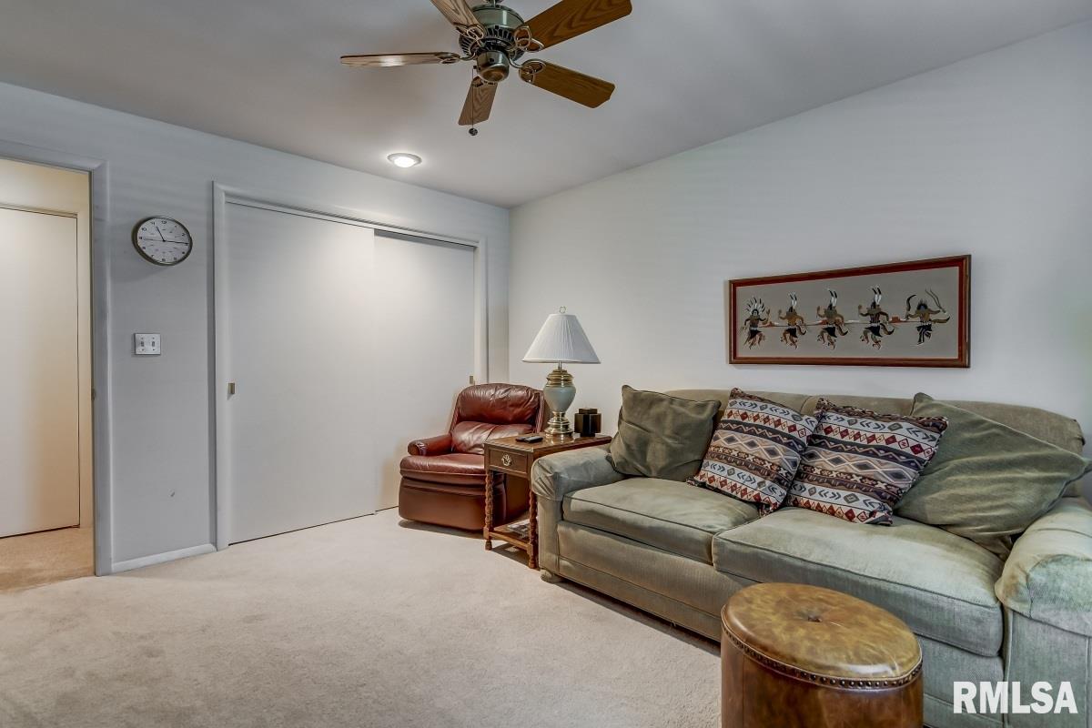 1636 Denison Drive Springfield, IL 62704 - Photo 20 of 35 Gallery Image 20