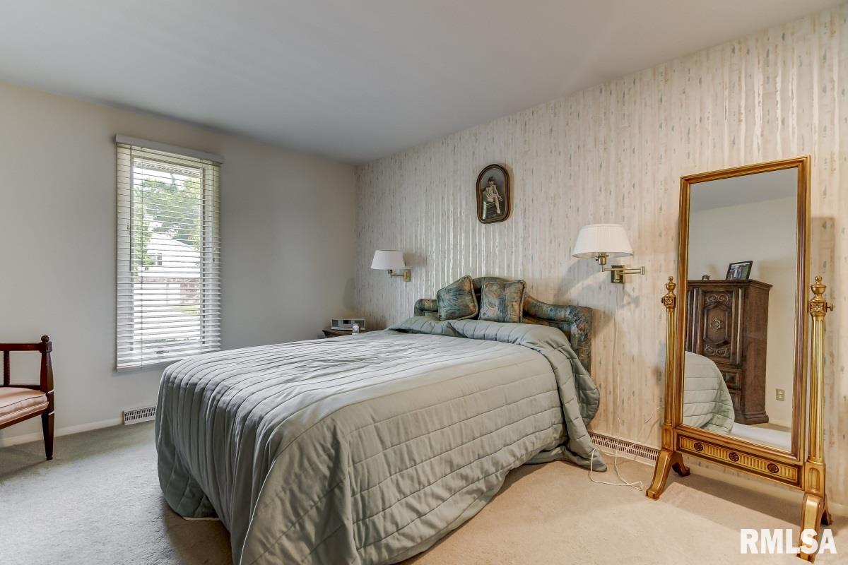 1636 Denison Drive Springfield, IL 62704 - Photo 22 of 35 Gallery Image 22