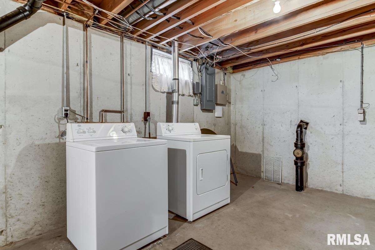 1636 Denison Drive Springfield, IL 62704 - Photo 28 of 35 Gallery Image 28