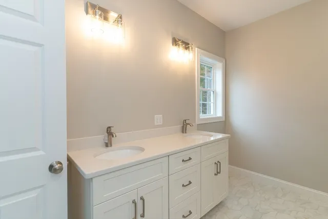 $729,900 | 11 Brickyard Road, North Brookfield, MA 01535