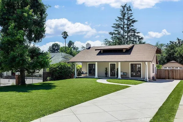 $5,900 | 977 North Hill Street, Los Angeles, CA 90012