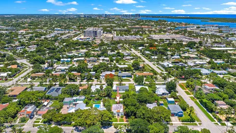 $625,000 | 315 Hawthorne Drive, Lake Park, FL 33403