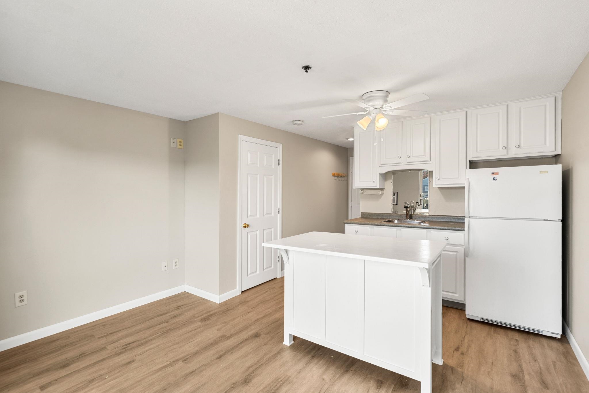 550 Winnacunnet Road, Unit 219 Hampton, NH 03842 - Photo 3 of 13