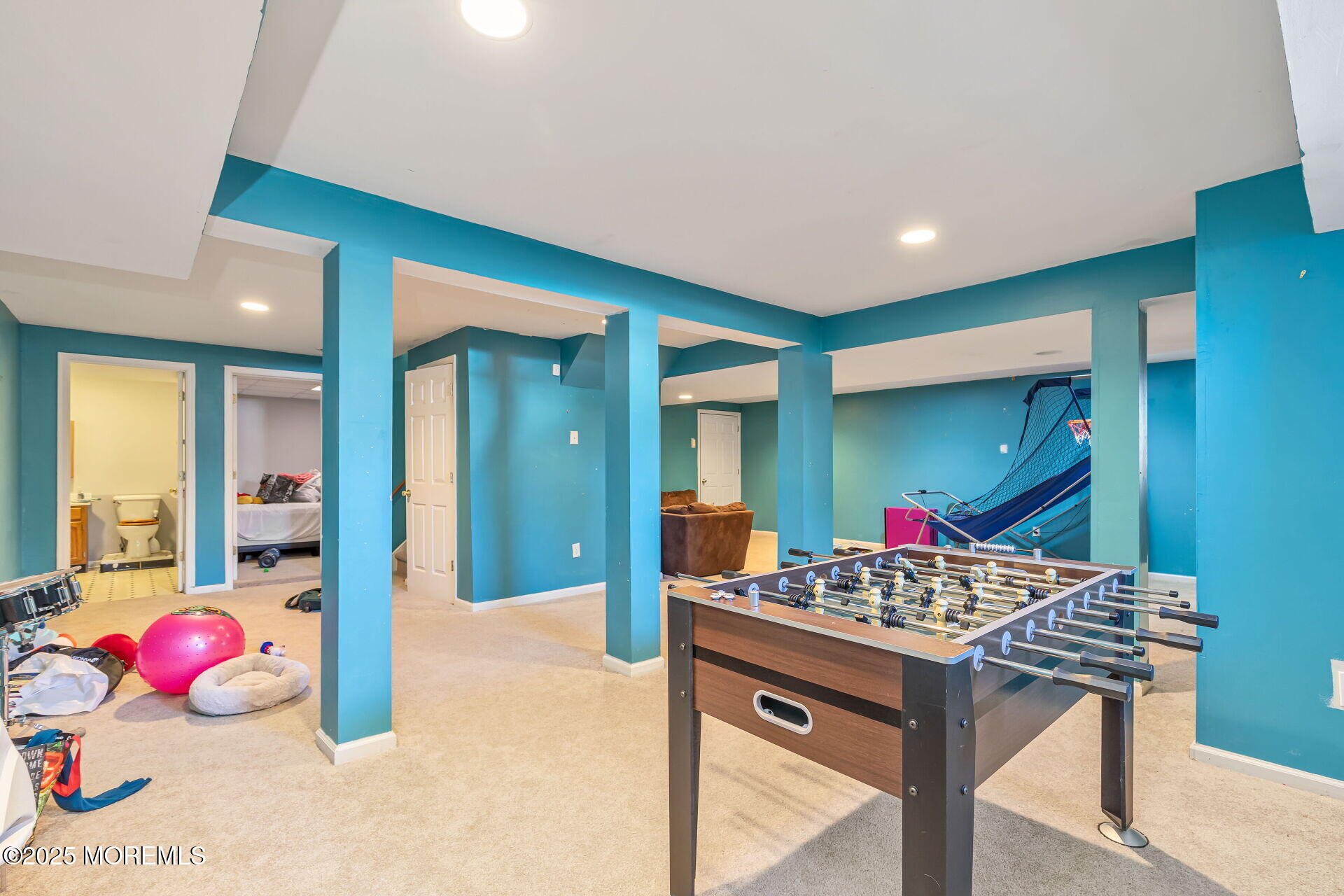 1 Ridge Hill Way Holmdel, NJ 07733 - Photo 26 of 59 031-1920x1280-photo