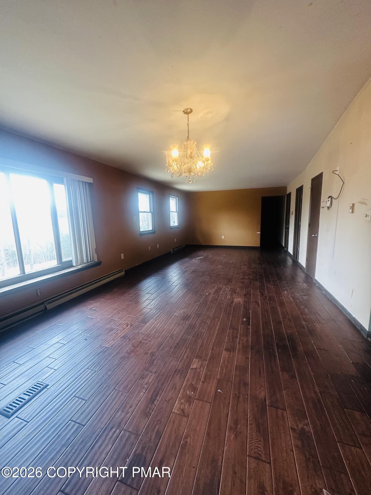 1550 Astolat Road Effort, PA 18330 - Photo 4 of 20 IMG_0271