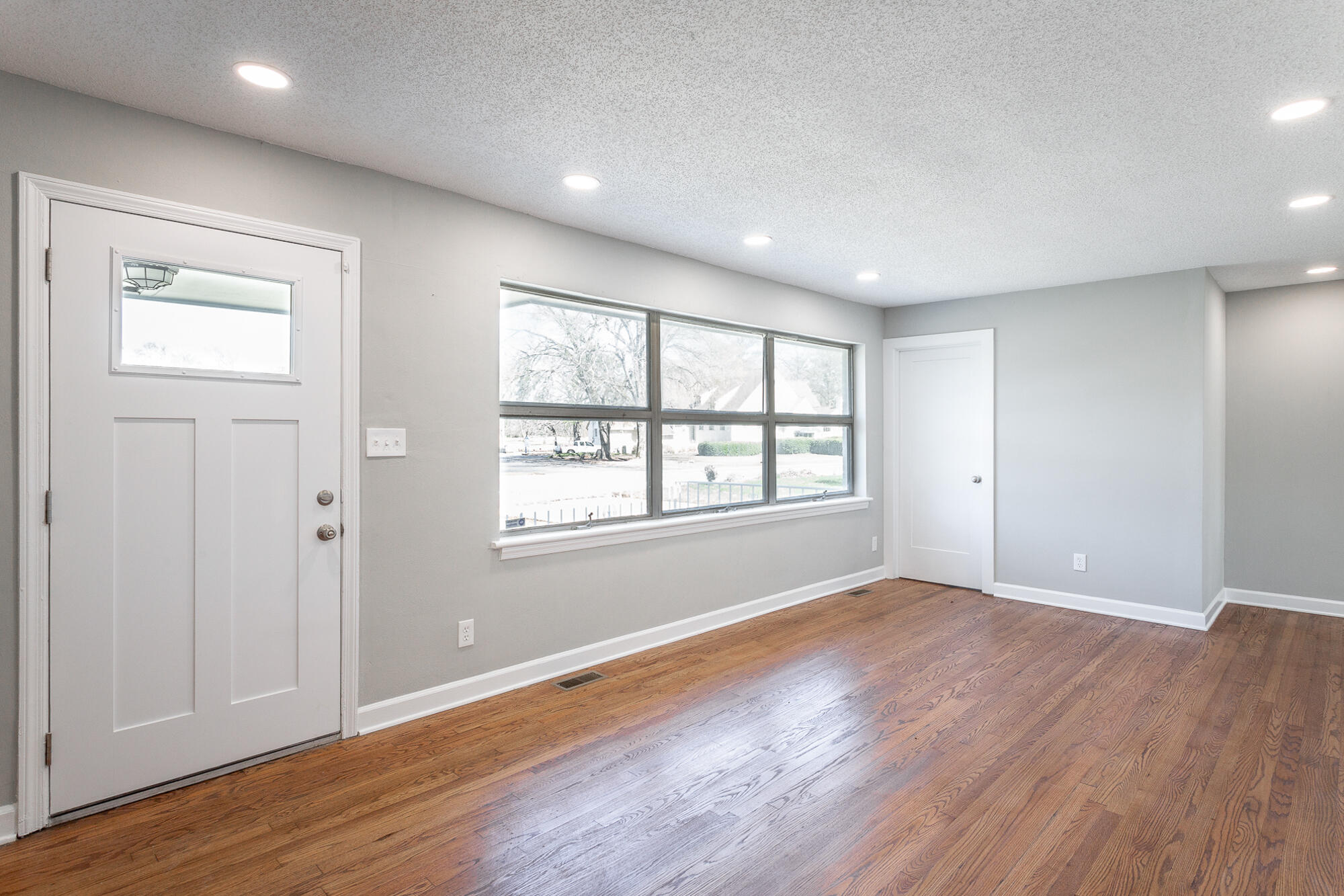 5300 Old Mission Road Chattanooga, TN 37411 - Photo 6 of 25 5300 Old Mission Rd. HD-4