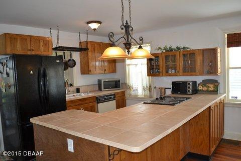 127 Harrison Road Daytona Beach, FL 32118 - Photo 2 of 39 DSC_0259