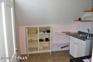 127 Harrison Road Daytona Beach, FL 32118 - Photo 30 of 39 harrisonupstairs1