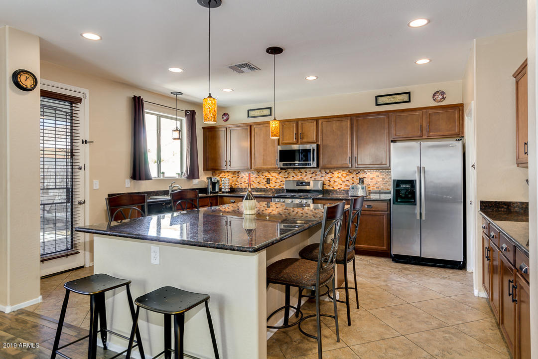 2040 South Martingale Road Gilbert, AZ 85295 - Photo 16 of 46 16-Martingale