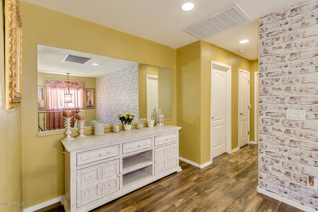 2040 South Martingale Road Gilbert, AZ 85295 - Photo 23 of 46 23-Martingale