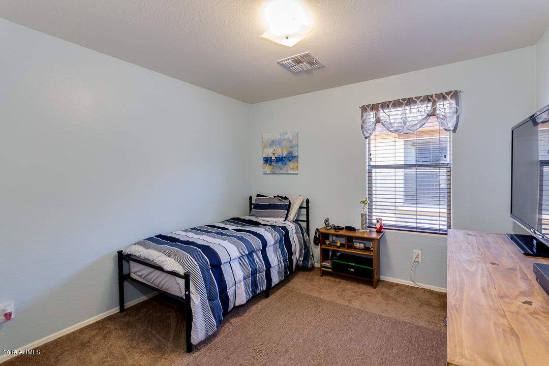 2040 South Martingale Road Gilbert, AZ 85295 - Photo 32 of 46 35-Martingale