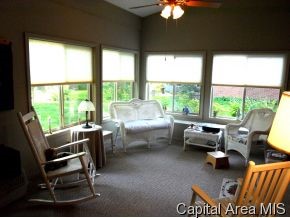 86 Nottingham Road Springfield, IL 62704 - Photo 4 of 11