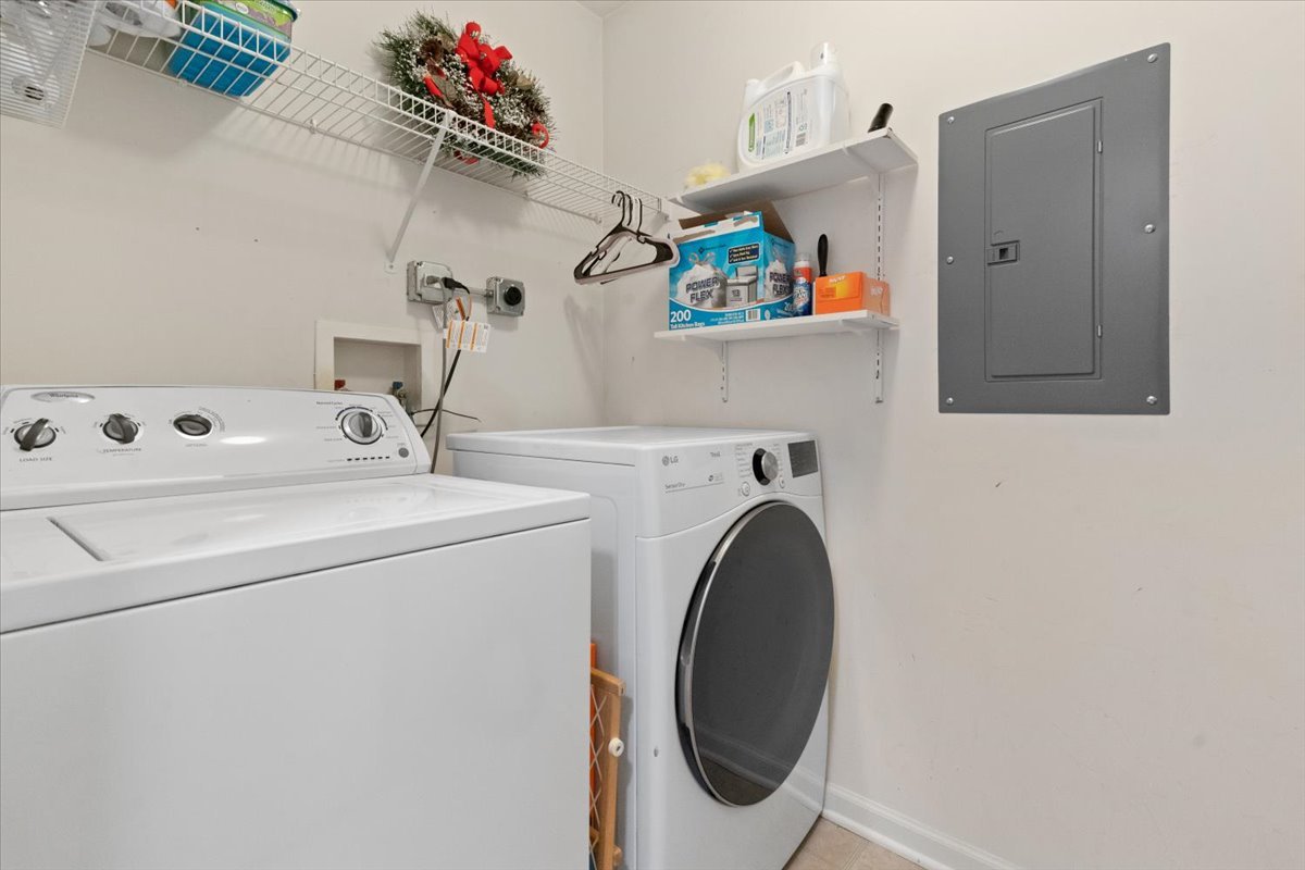 1171 North Red Oak Circle, Unit 3 Round Lake Beach, IL 60073 - Photo 14 of 16