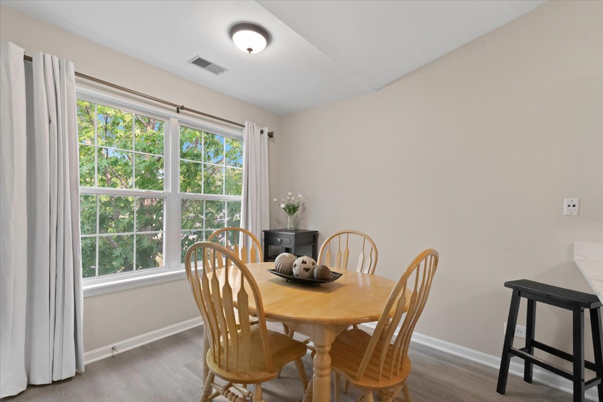 1171 North Red Oak Circle, Unit 3 Round Lake Beach, IL 60073 - Photo 7 of 16