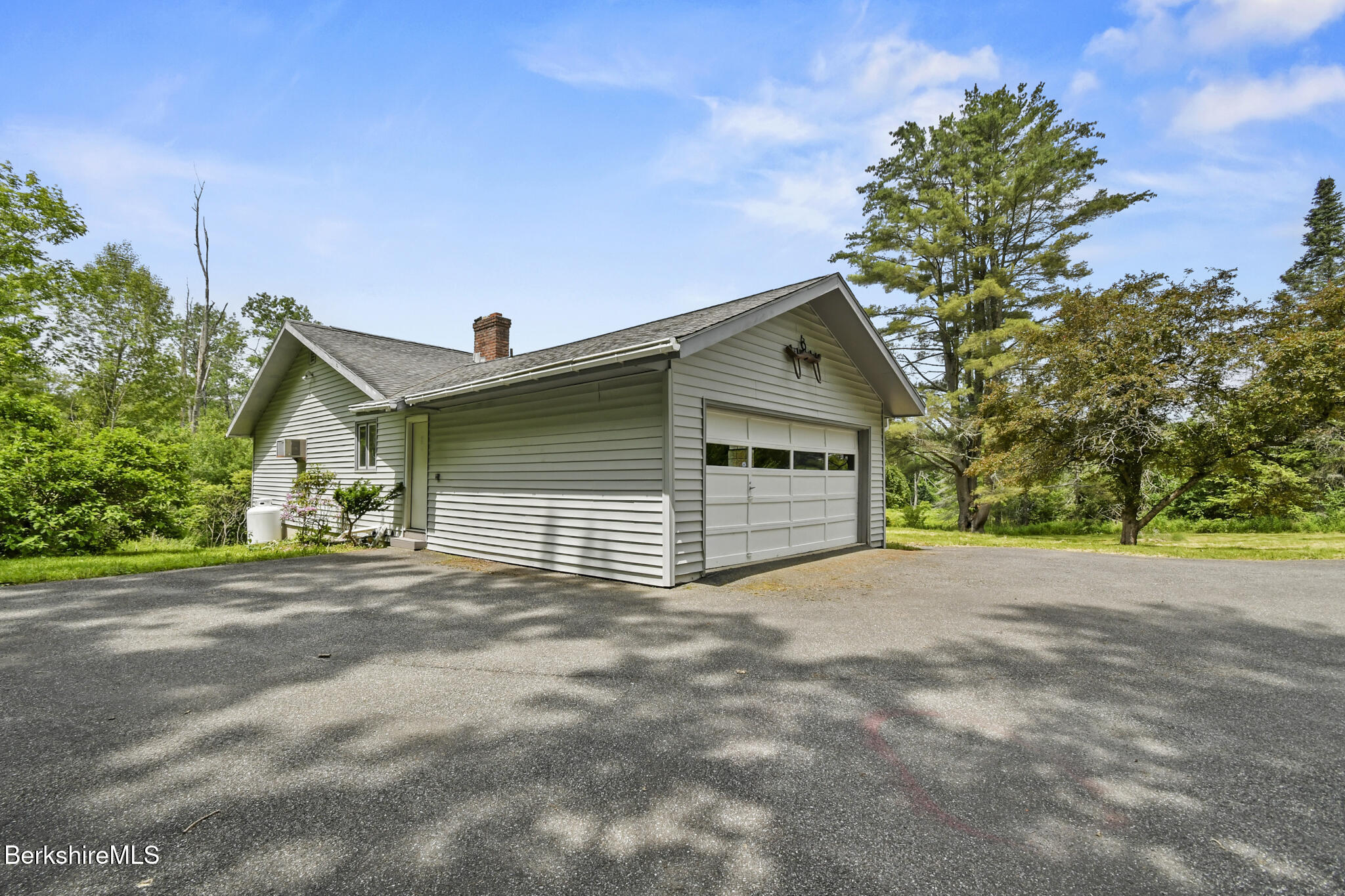 1310 Lenox Road Richmond, MA 01254 - Photo 4 of 43 1310 Lenox Rd, Richmond, MA 01254 - Done