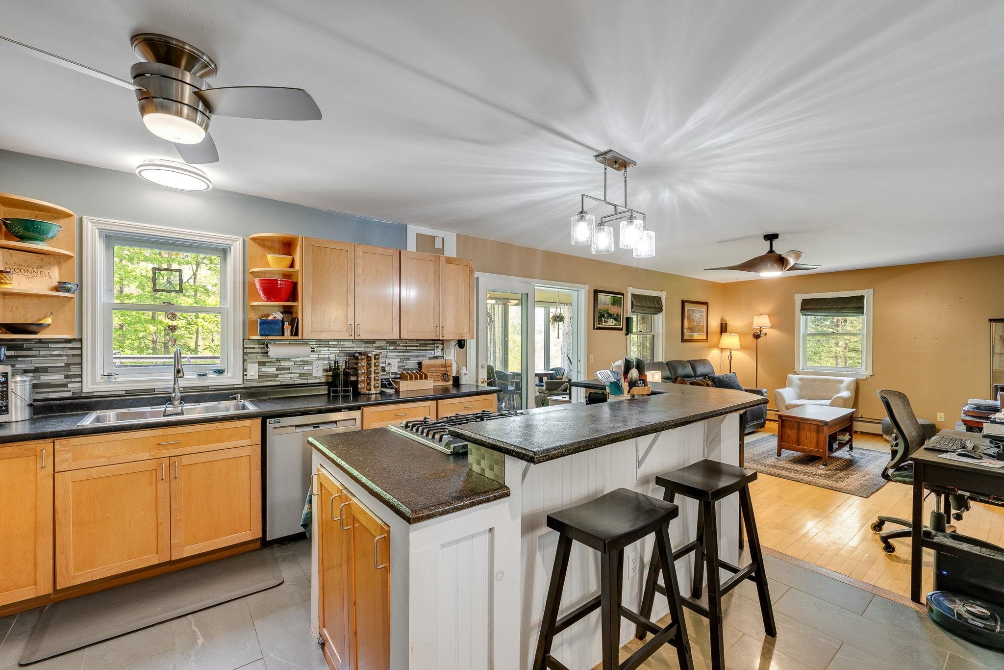 49 Edgewater Terrace Milton, VT 05468 - Photo 20 of 60