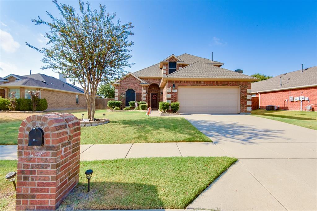 1038 Shepard Lane Lavon, TX 75166 - Photo 3 of 34