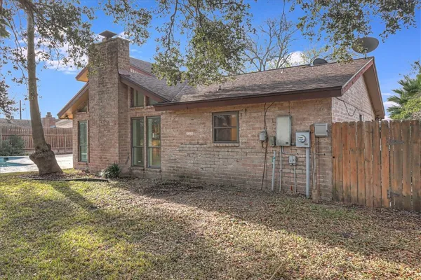 $2,800 | 5518 Sarazen Drive, Corpus Christi, TX 78413