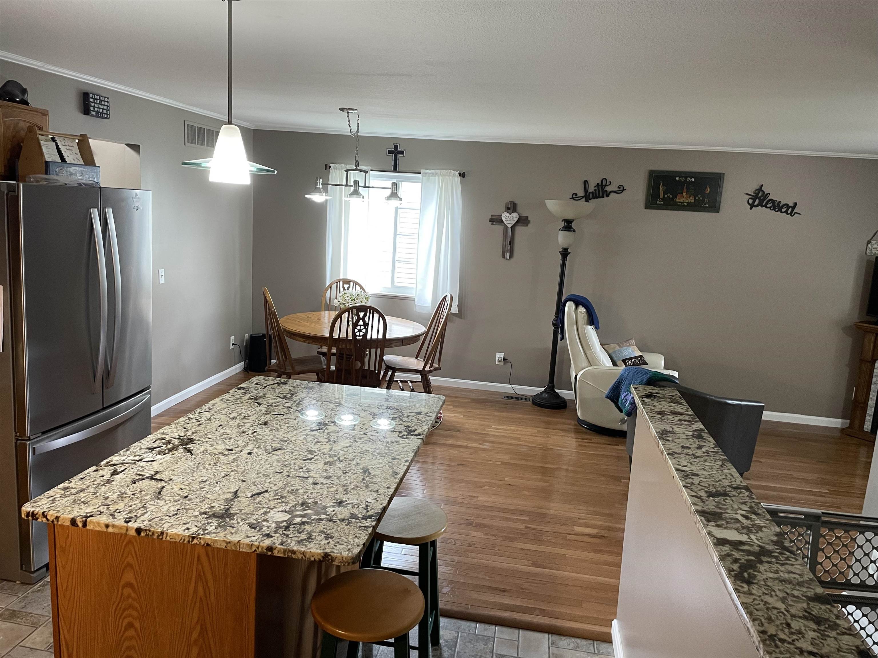 2812 South Lincoln Road Mount Pleasant, MI 48858 - Photo 11 of 36 1913829-10.JPG