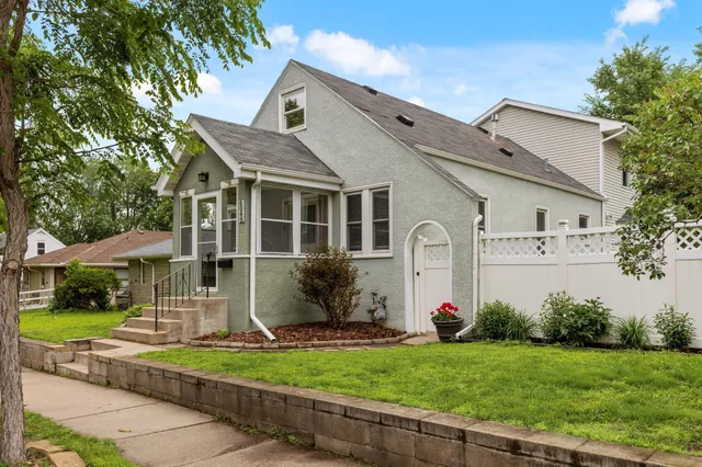 $389,900 | 6049 Wentworth Avenue, Minneapolis, MN 55419