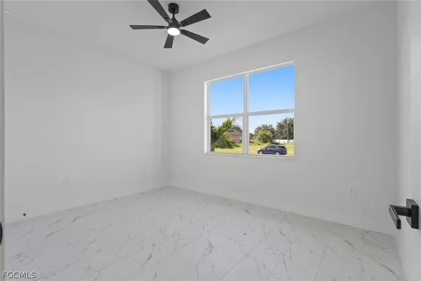 $2,600 | 4306 Northwest 35th Street, Cape Coral, FL 33993