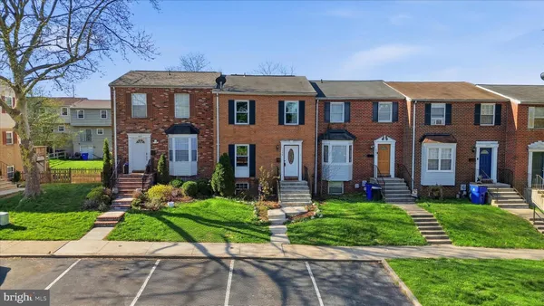 $359,900 | 1090 East Thornhill Place, Frederick, MD 21703