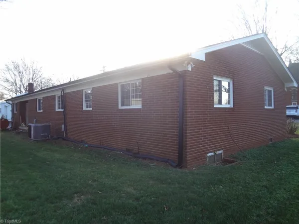 $245,000 | 108 North Bingham Street, Denton, NC 27239