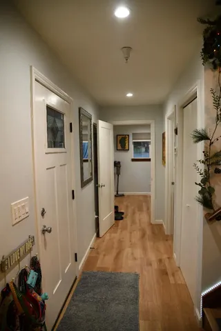 a big room with closet