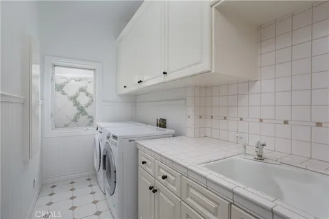 $5,995,000 | 212 Kings Place, Newport Beach, CA 92663