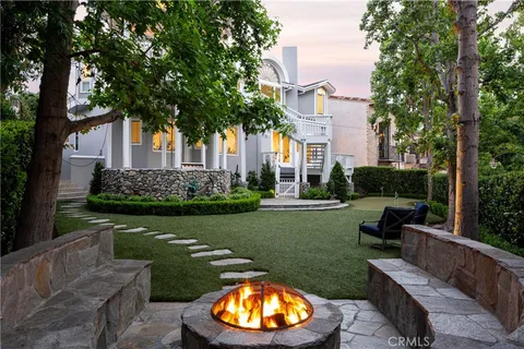 $5,995,000 | 212 Kings Place, Newport Beach, CA 92663