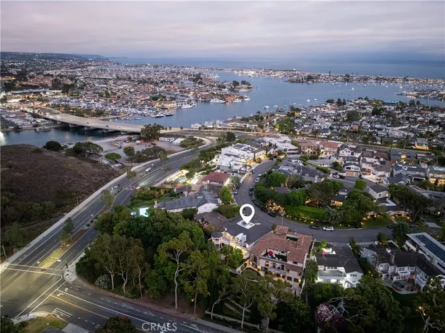 $5,995,000 | 212 Kings Place, Newport Beach, CA 92663