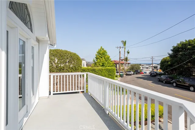 $5,995,000 | 212 Kings Place, Newport Beach, CA 92663