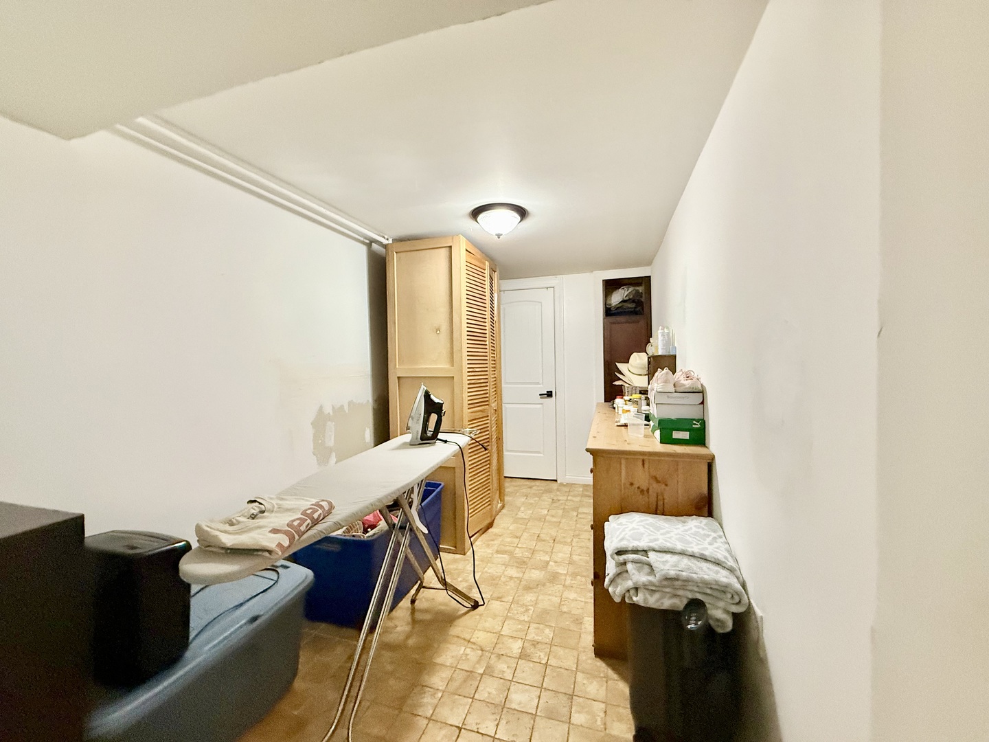 2012 West 21st Place Chicago, IL 60608 - Photo 7 of 49
