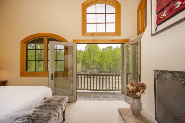 $5,265,000 | 120 West Channel Lane, Blaine County, ID 83333