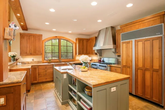 $5,265,000 | 120 West Channel Lane, Blaine County, ID 83333