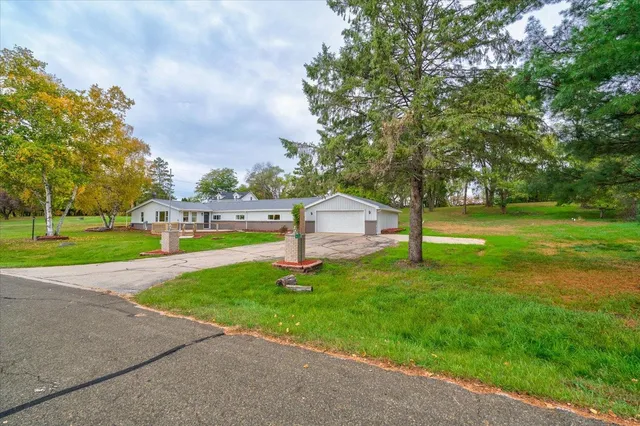 $370,000 | W8388 Crawford Road, Portage, WI 53901