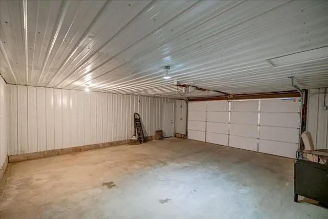 $370,000 | W8388 Crawford Road, Portage, WI 53901