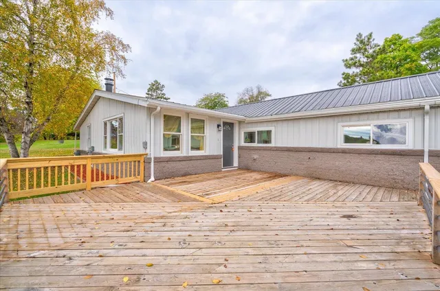 $370,000 | W8388 Crawford Road, Portage, WI 53901