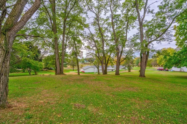 $370,000 | W8388 Crawford Road, Portage, WI 53901