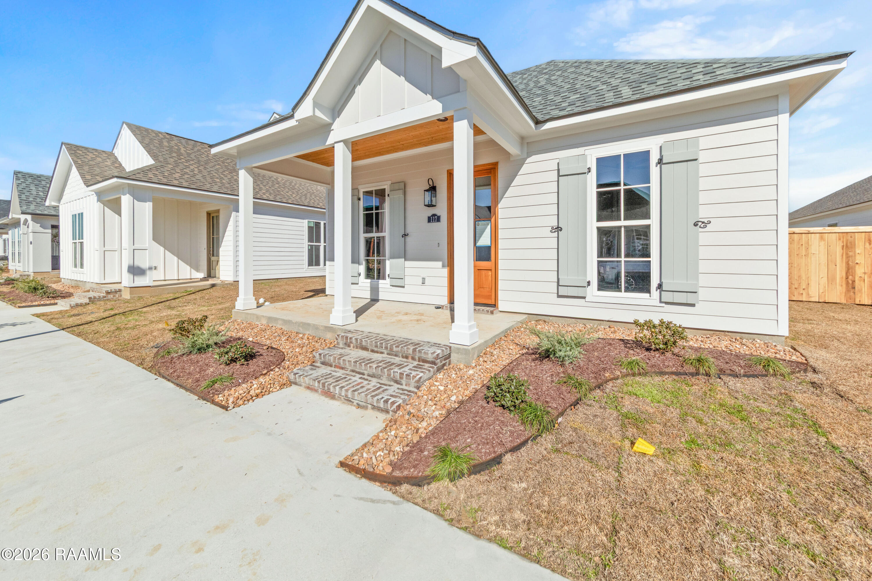 117 Lenova Lane Lafayette, LA 70507 - Photo 3 of 40 117 Lenova Ln-2