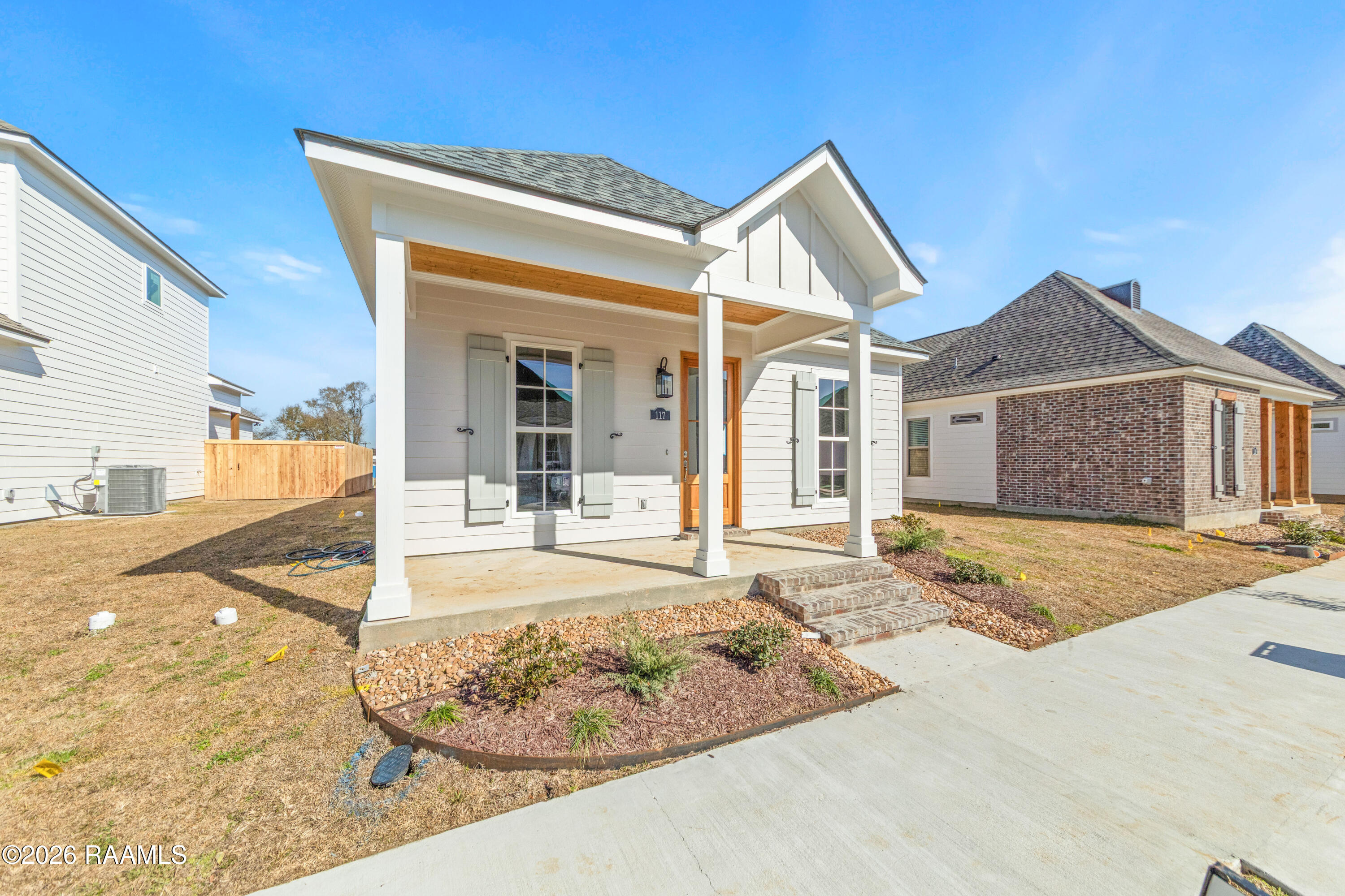 117 Lenova Lane Lafayette, LA 70507 - Photo 4 of 40 117 Lenova Ln-3