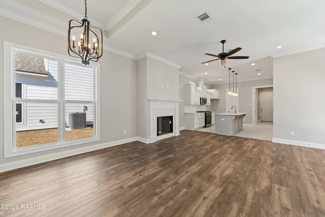 $302,000 | 117 Lenova Lane, Lafayette, LA 70507