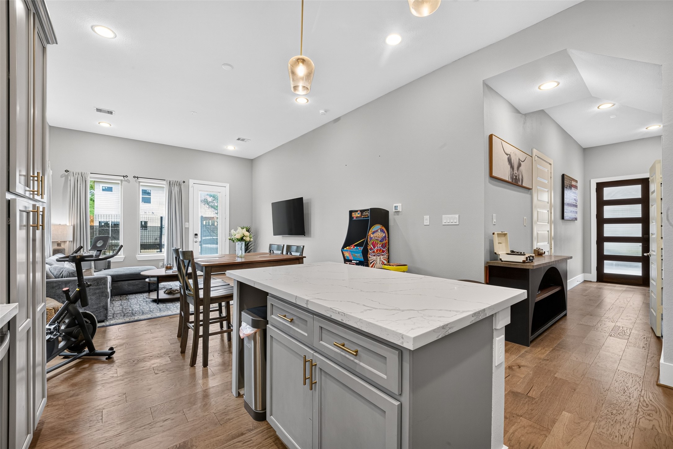 803 Thornton Road, Unit A Houston, TX 77018 - Photo 15 of 48 Gallery Image 15