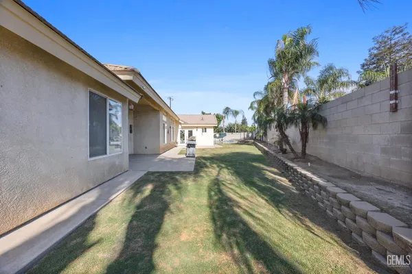 $655,000 | Undisclosed Address, Bakersfield, CA 93312