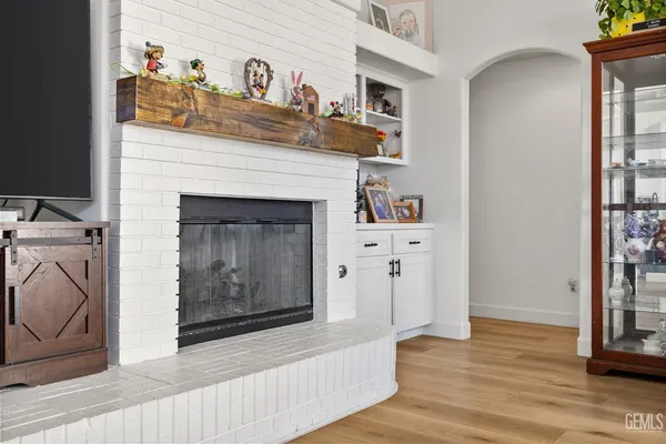 $655,000 | Undisclosed Address, Bakersfield, CA 93312