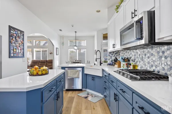 $655,000 | Undisclosed Address, Bakersfield, CA 93312