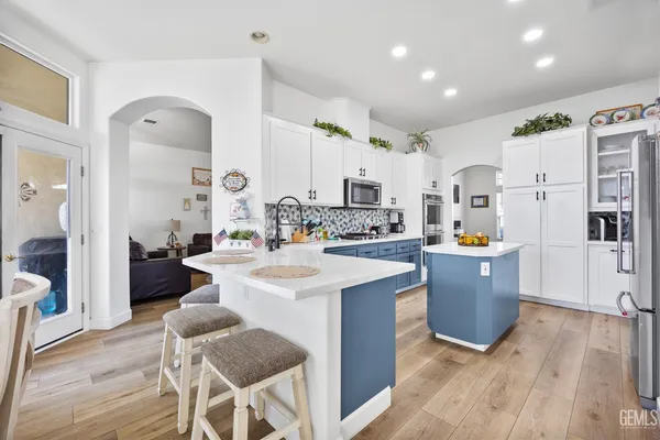 $655,000 | Undisclosed Address, Bakersfield, CA 93312