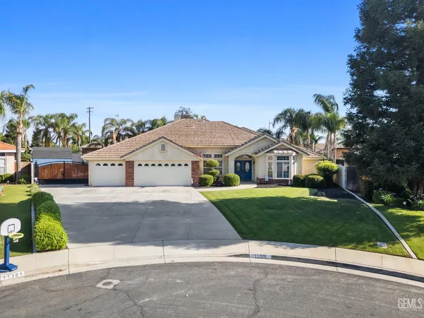 $655,000 | Undisclosed Address, Bakersfield, CA 93312