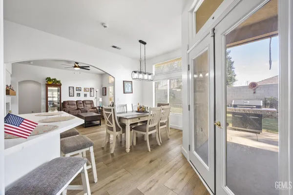 $655,000 | Undisclosed Address, Bakersfield, CA 93312