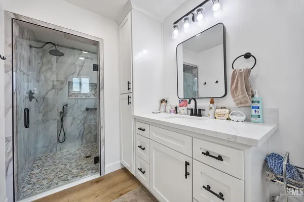 $655,000 | Undisclosed Address, Bakersfield, CA 93312